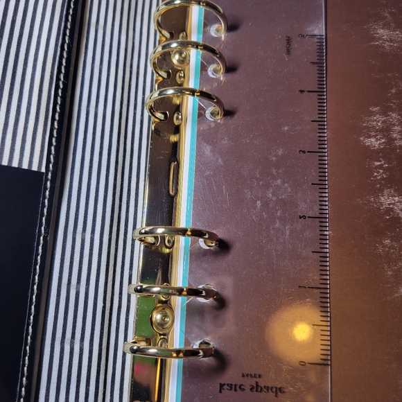 *SOLD*Kate Spade Agenda/Planner - Picture 13 of 16